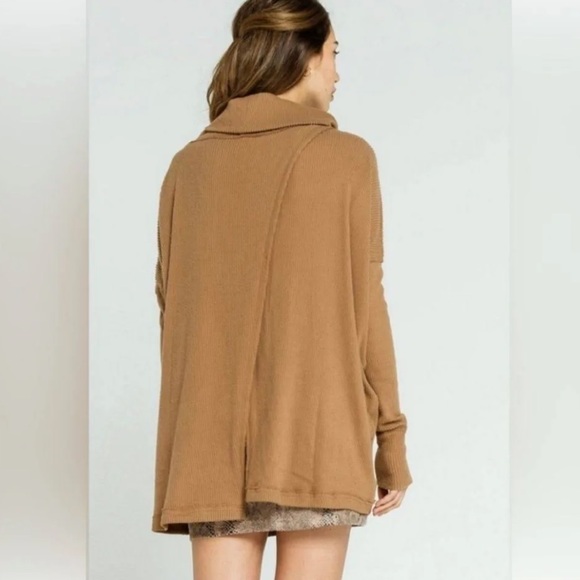 Free People Juicy Long Sleeve Cowl Neck Surplice Back Top Canyon Moon Size S NWT - Picture 2 of 10